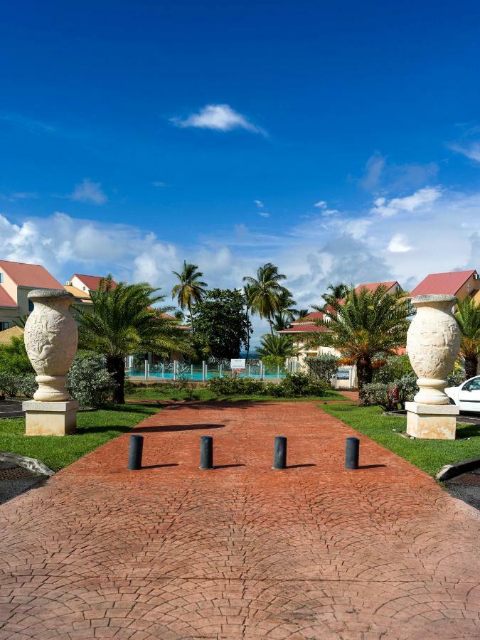 Pop'S Appartements Residence Marisol Au Bord De La Mer Le Gosier  Exterior photo